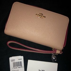 Coach Phone Wallet/Wristlet